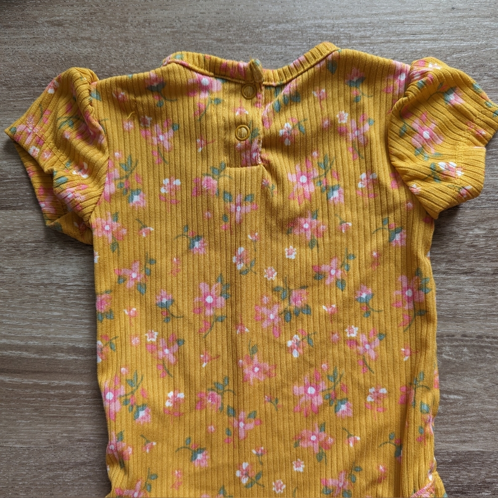 2/$10 Nwot floral pinafore set - Picture 7 of 11